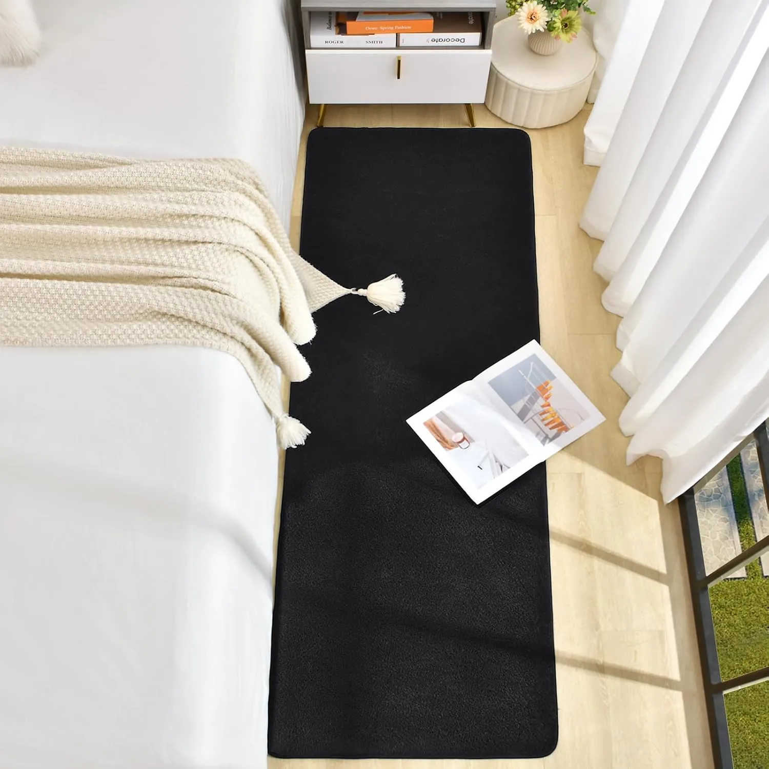 2x6 Runner Rug Non Slip Hallway Kitchen Runner Black Rugs for Bedroom Dorm Laundry Entryway Soft Modern Carpets for Boys Men, Minimalist, Low Pile, Washable