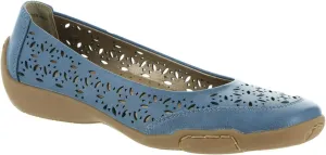 ARRAY Women's Jordan Cutout Comfort Flat with Rubber Sole