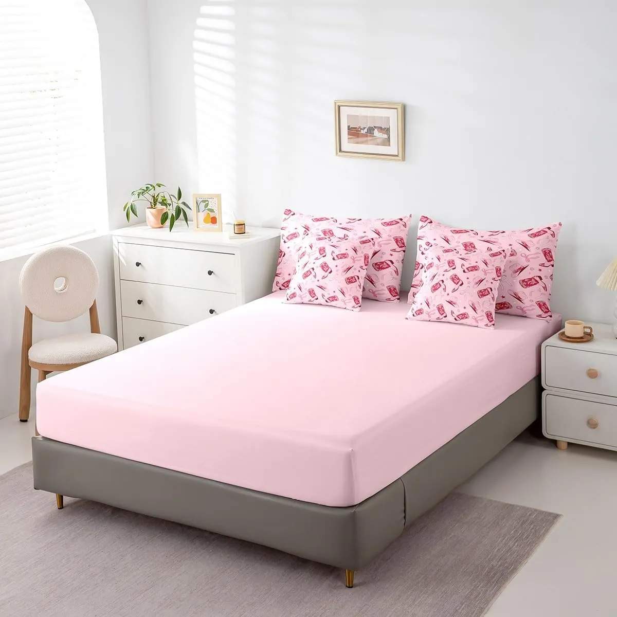 Feelyou Pink Western Comforter Set 7 Pieces Cowgirl Cowboy Boots Bedding Set Queen Size Bedroom Cute Bowknot Dreamy Princess Style Bed in a Bag Flower Bed Set with Comforter, Sheet Set, Pillowcases