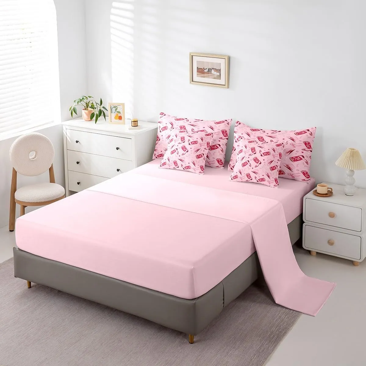 Feelyou Pink Western Comforter Set 7 Pieces Cowgirl Cowboy Boots Bedding Set Queen Size Bedroom Cute Bowknot Dreamy Princess Style Bed in a Bag Flower Bed Set with Comforter, Sheet Set, Pillowcases