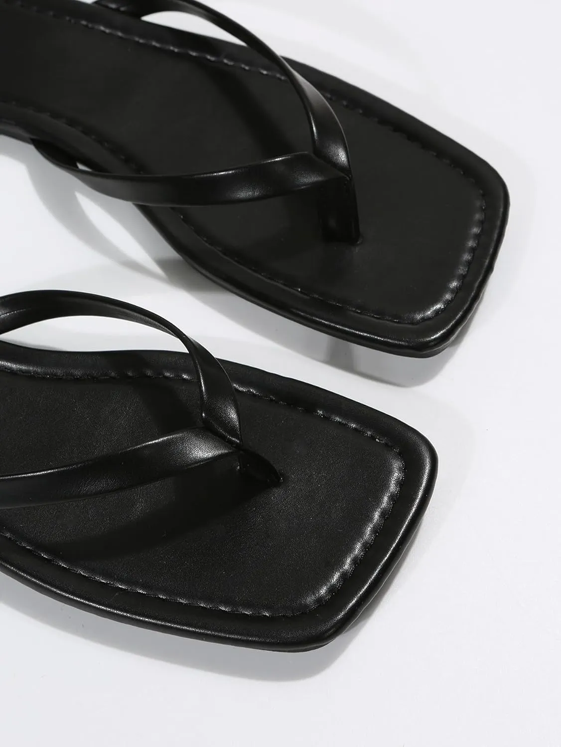 GORGLITTER Women's Flip Flops Square Thong Sandals Summer Flat Slippers