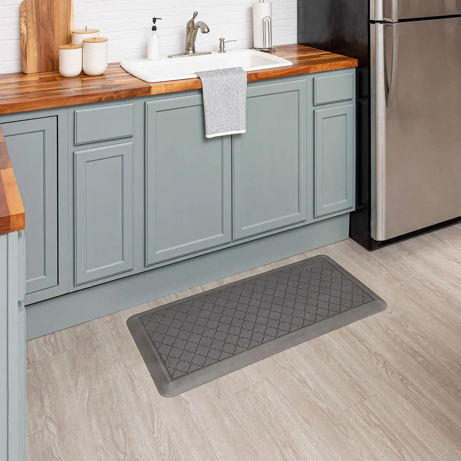 Tempur-Pedic Ultra Comfort Anti-Fatigue Lattice Pewter 1' 8" x 3' 6" Kitchen Floor Mat Cushioned Ergonomic Standing Desk Mat Waterproof Non-Skid Foam
